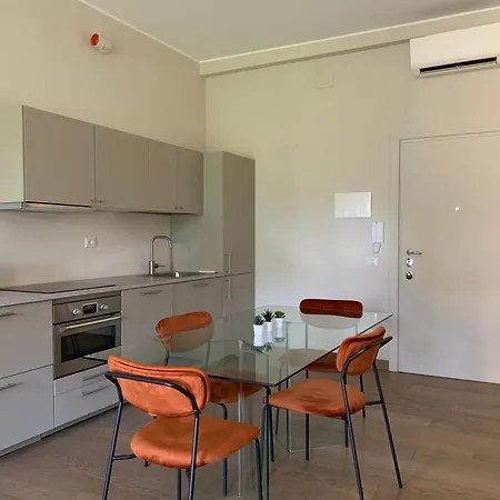 Pindemonte 2 Trilo Apartment